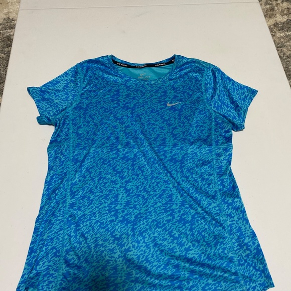 Nike Dri Fit womens short sleeve running shirt blue medium 100% polyester - Picture 3 of 7
